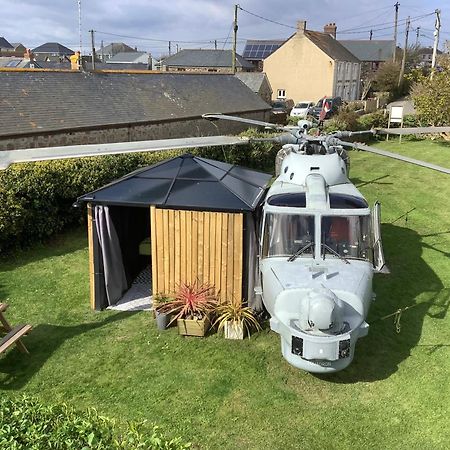 Haelarcher Helicopter Glamping Helston Esterno foto