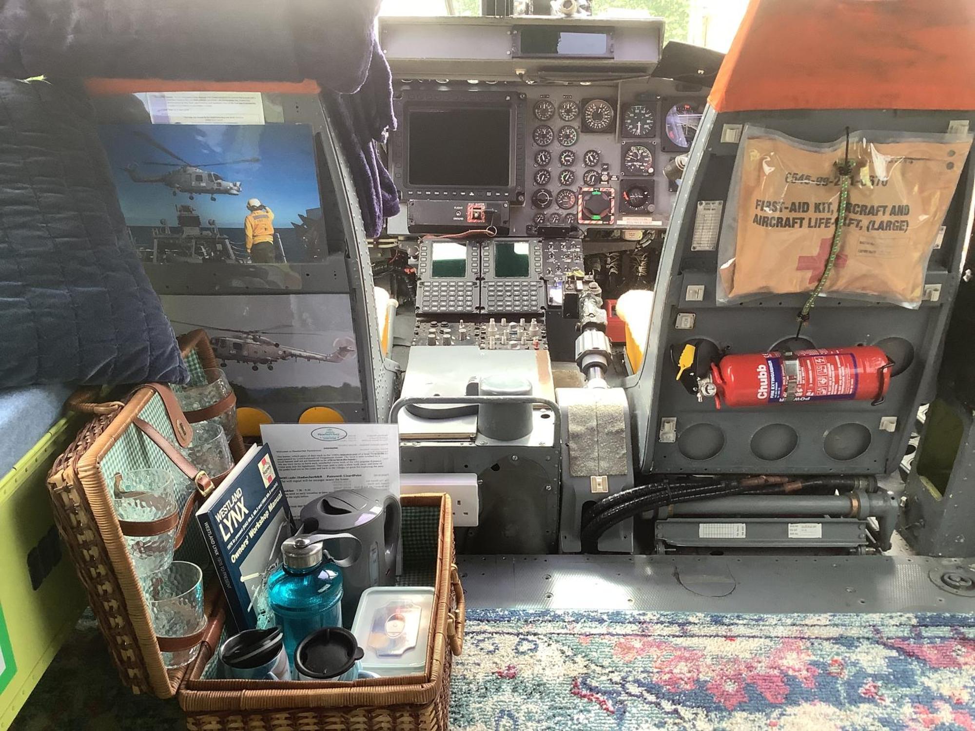 Haelarcher Helicopter Glamping Helston Esterno foto