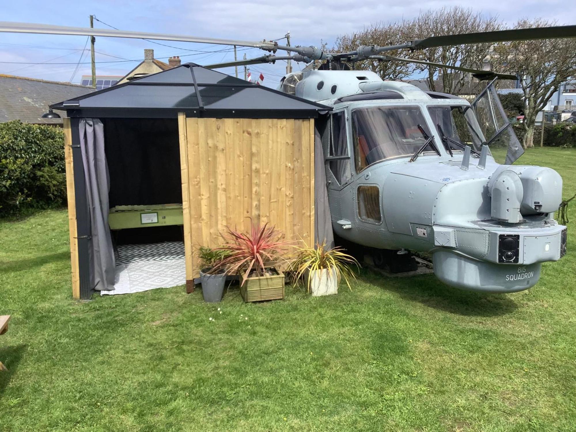 Haelarcher Helicopter Glamping Helston Esterno foto